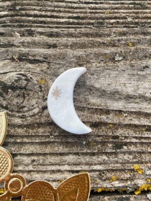 Fève en porcelaine thème magie : la lune