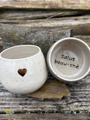 Tasse à message et au cœur d'or "Salut beau-thé »